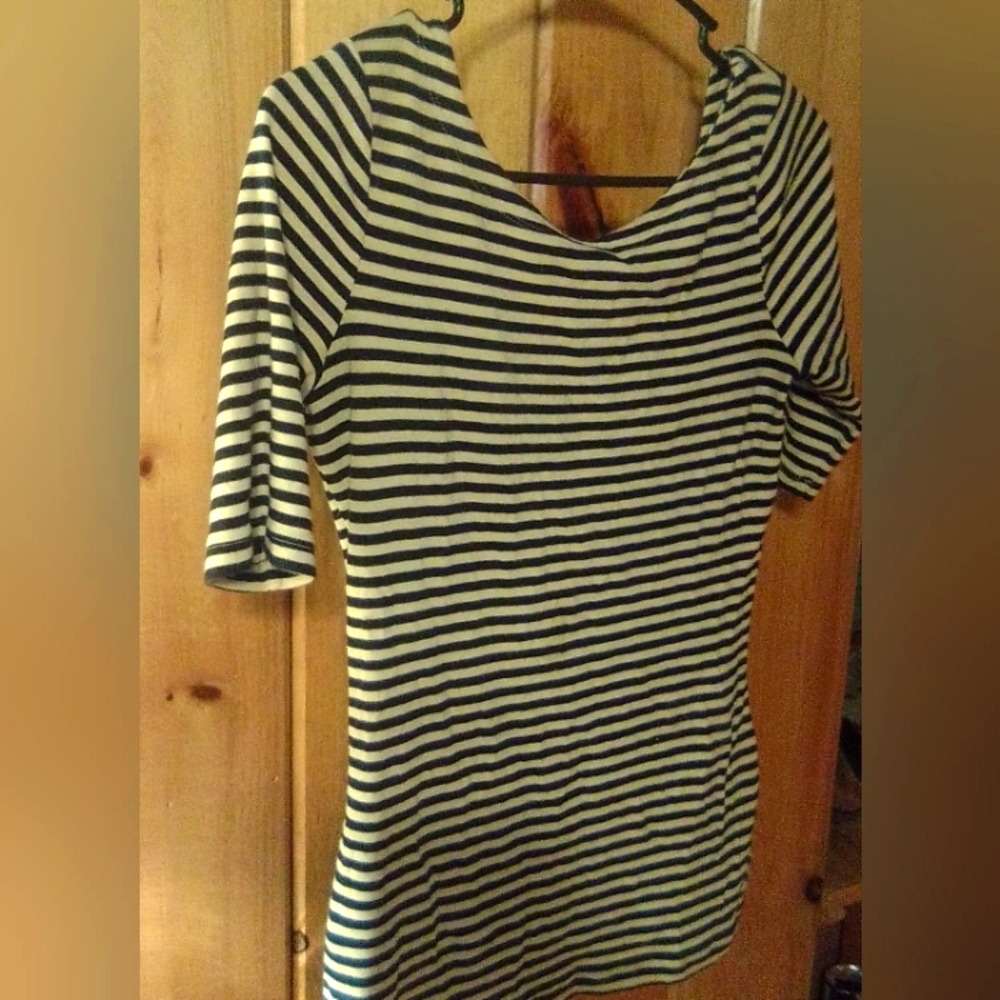 Size Small top by Banana Republic
